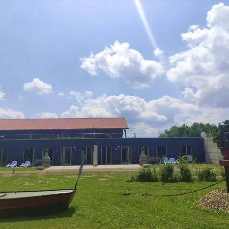 Erdhaus West - Bartel